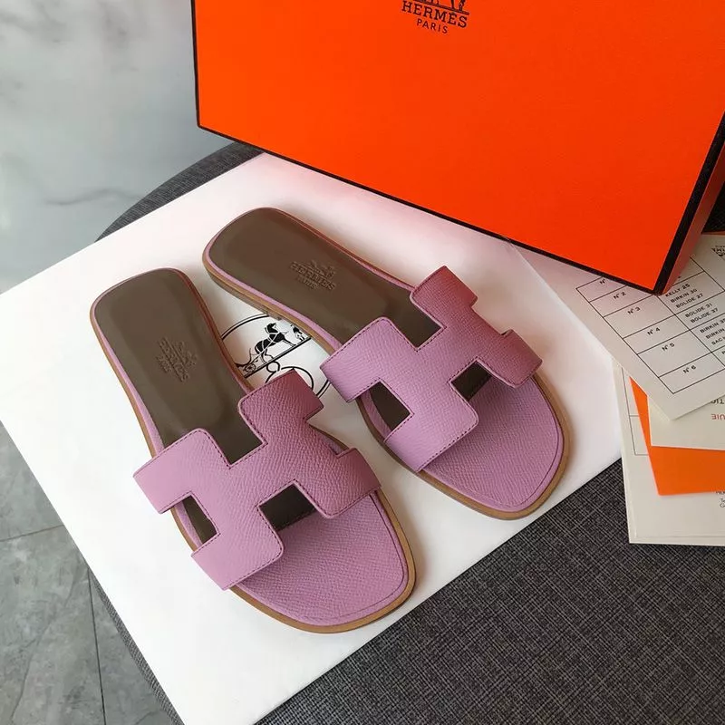 Hermes Oran Slides Women Grain Calfskin In Violet 0112